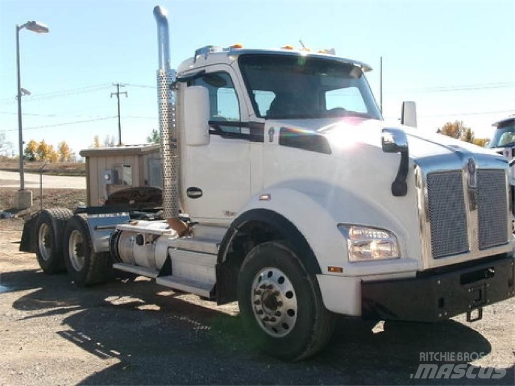 Kenworth T880 Tractores (camiões)