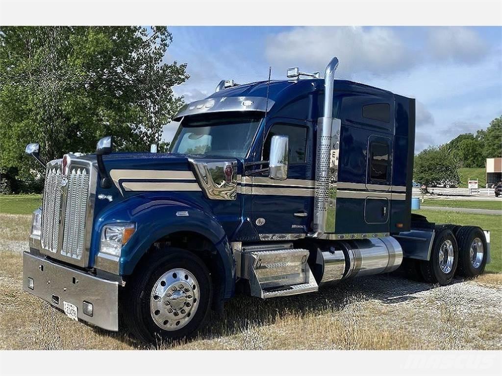 Kenworth W990 Tractores (camiões)