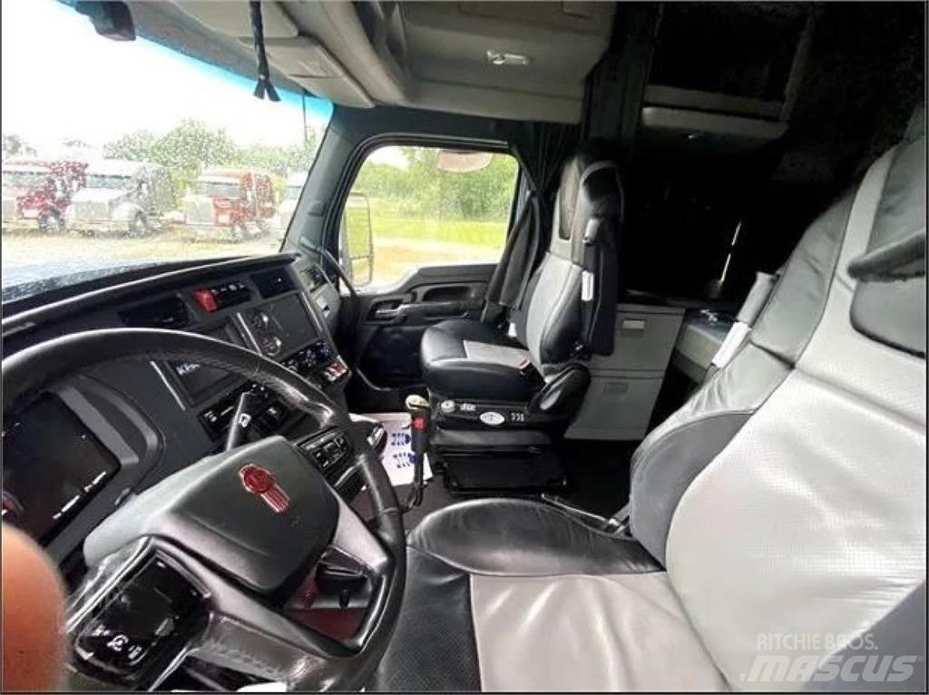 Kenworth W990 Tractores (camiões)