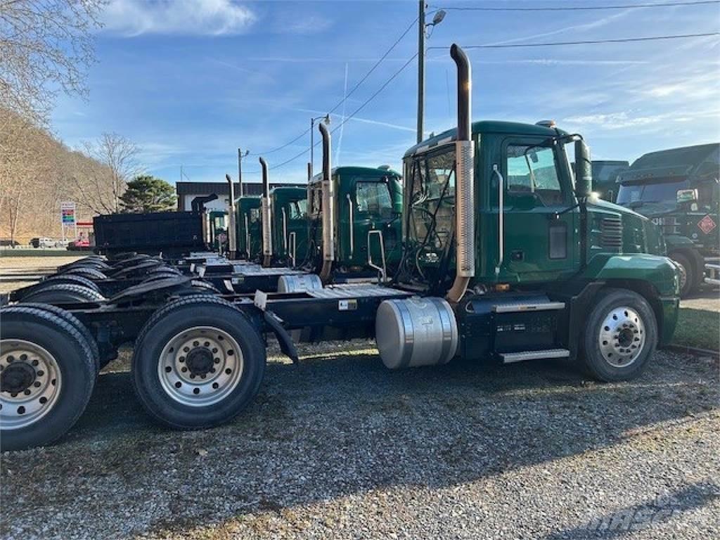 Mack AN64T Tractores (camiões)
