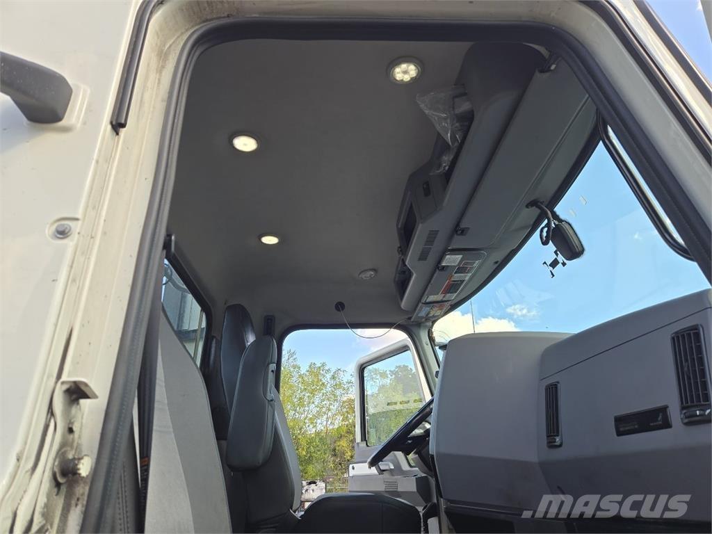 Mack AN64T Tractores (camiões)