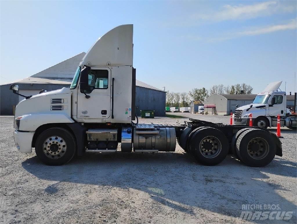 Mack Anthem AN64T Tractores (camiões)