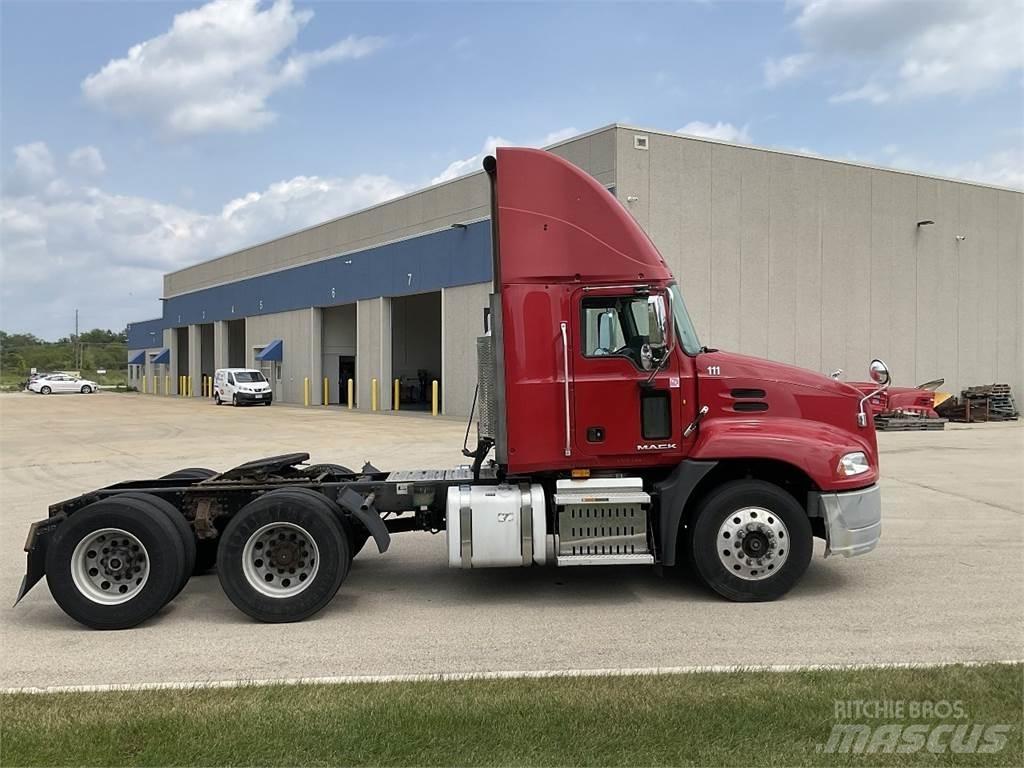 Mack CXU613 Outros Camiões