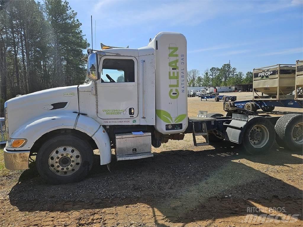 Peterbilt 384 Tractores (camiões)