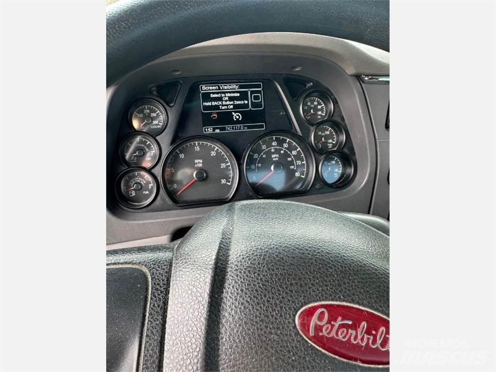 Peterbilt 567 Tractores (camiões)