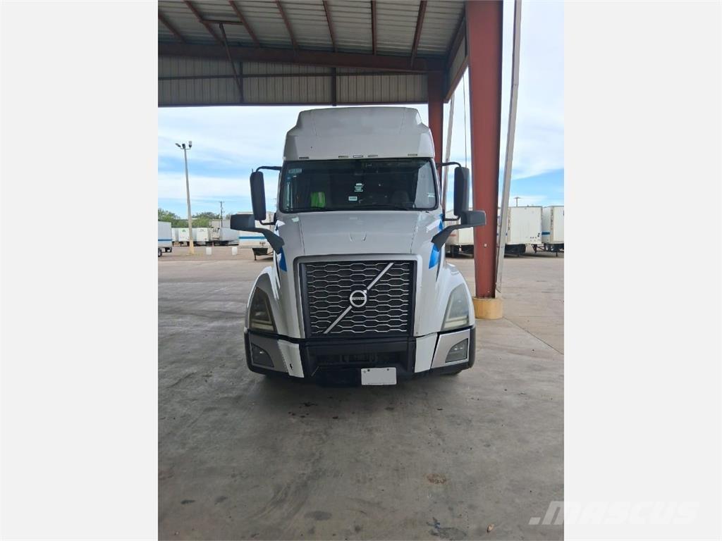 Volvo VNL64T760 Tractores (camiões)