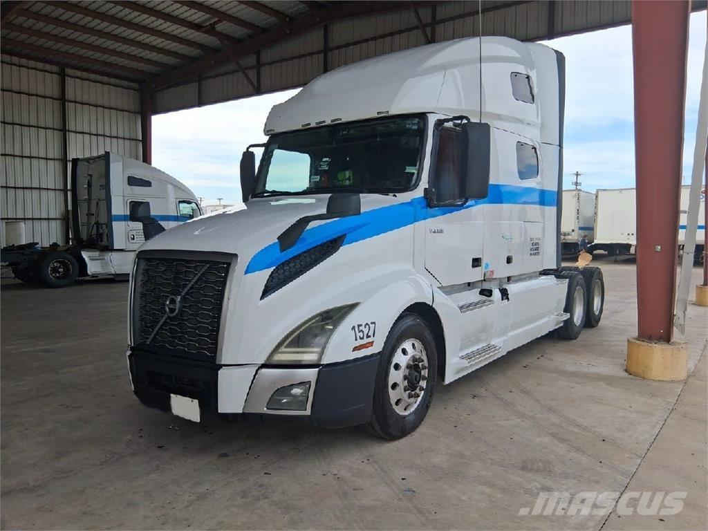 Volvo VNL64T760 Tractores (camiões)