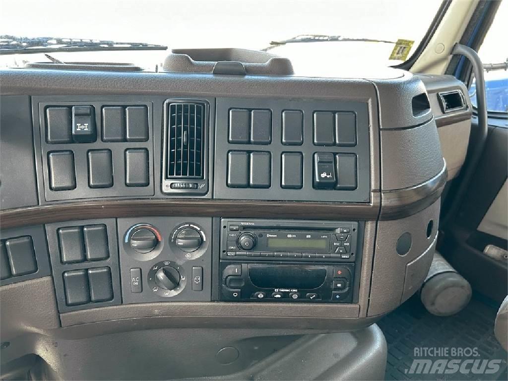 Volvo VNM64T200 Camiões caixa temperatura controlada