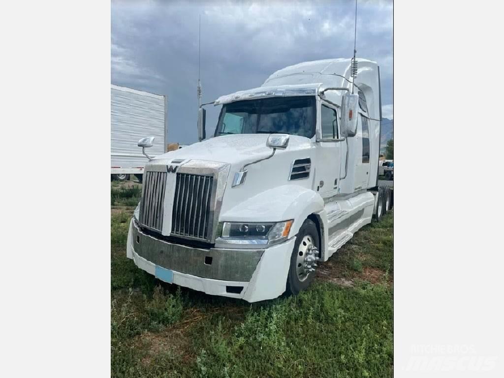 Western Star 5700XE Tractores (camiões)