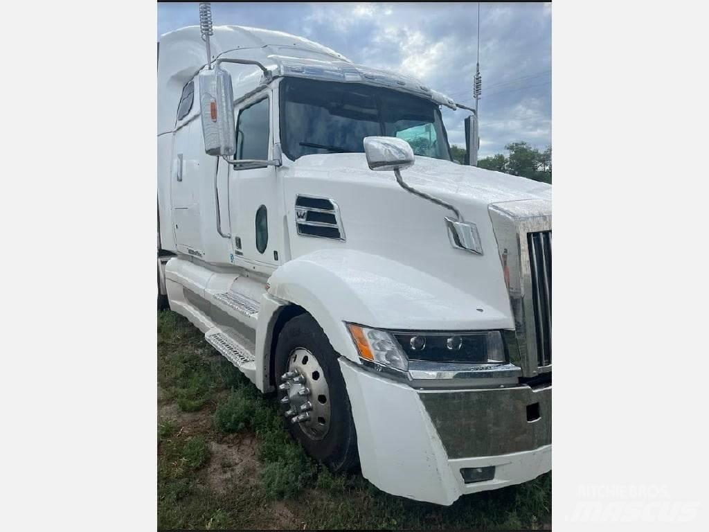 Western Star 5700XE Tractores (camiões)