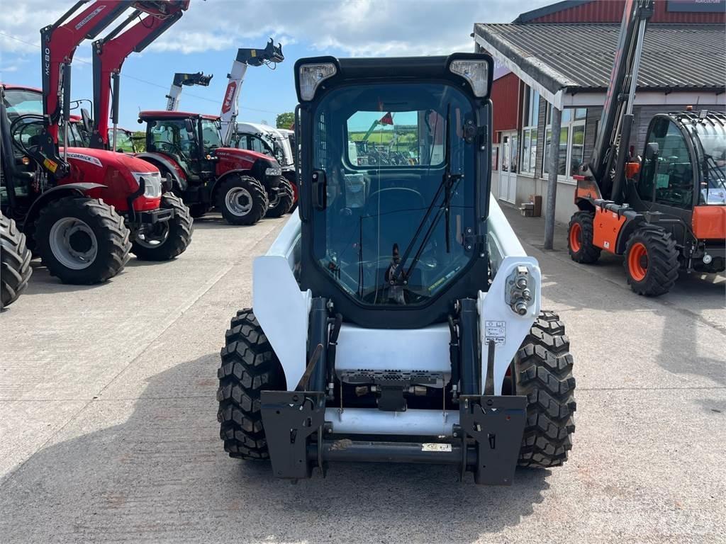 Bobcat S550 Carregadoras de direcção deslizante