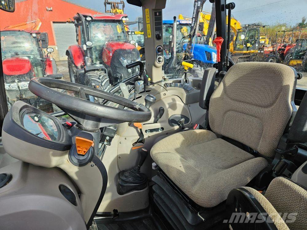 Case IH Farmall 115 c Tratores Agrícolas usados