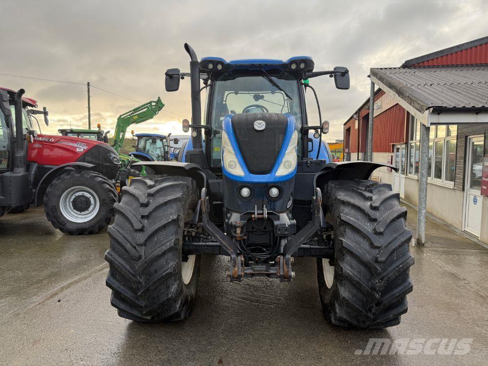New Holland T7.225 Tratores Agrícolas usados