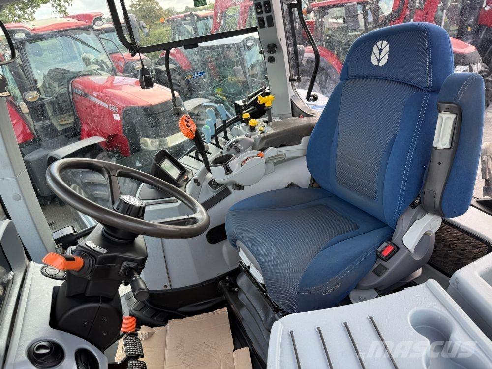 New Holland T7.230 Tratores Agrícolas usados