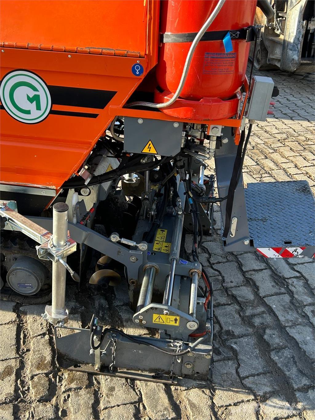  F180T F180T Pavimentadoras de asfalto