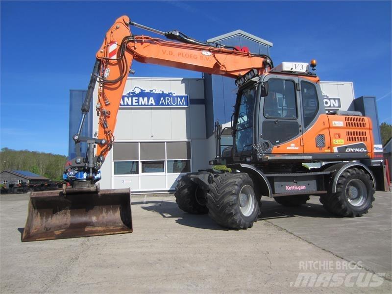Doosan DX140W-3 Escavadoras de rodas