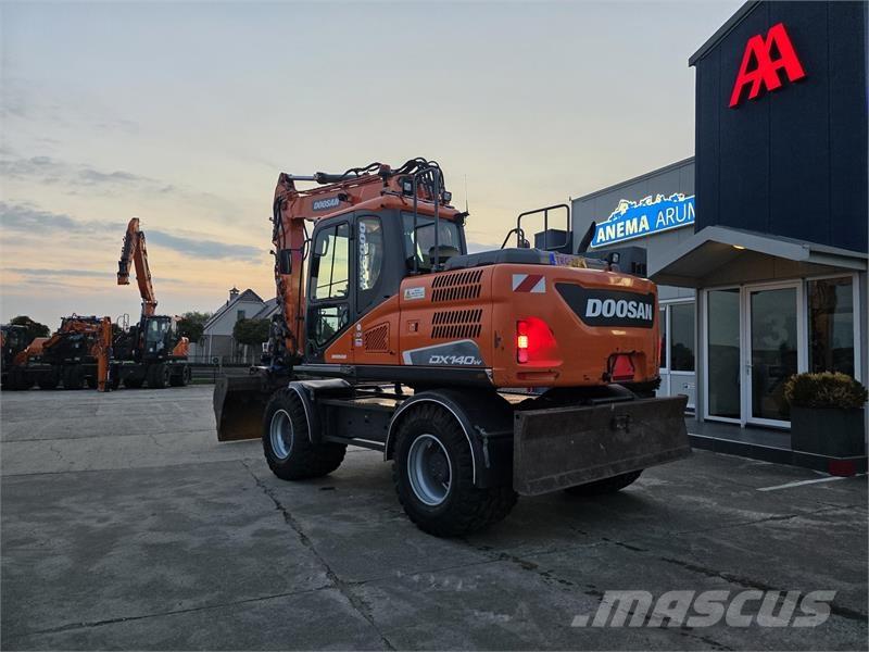 Doosan DX140W-5 Escavadoras de rodas