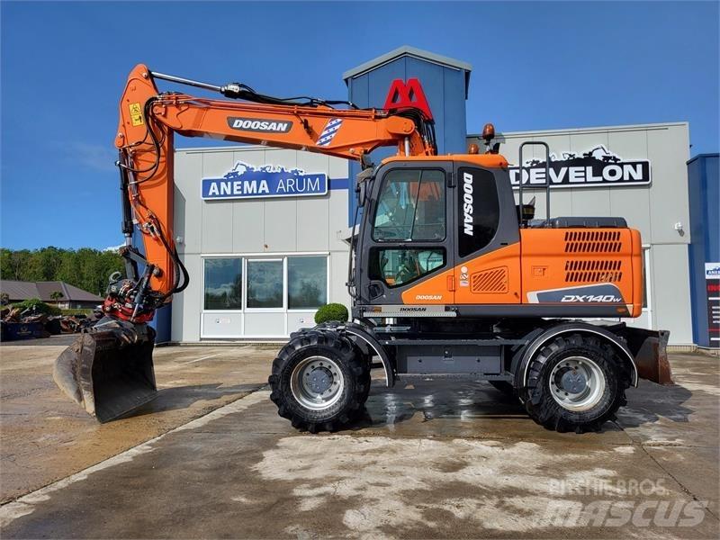 Doosan DX140W-5 Escavadoras de rodas