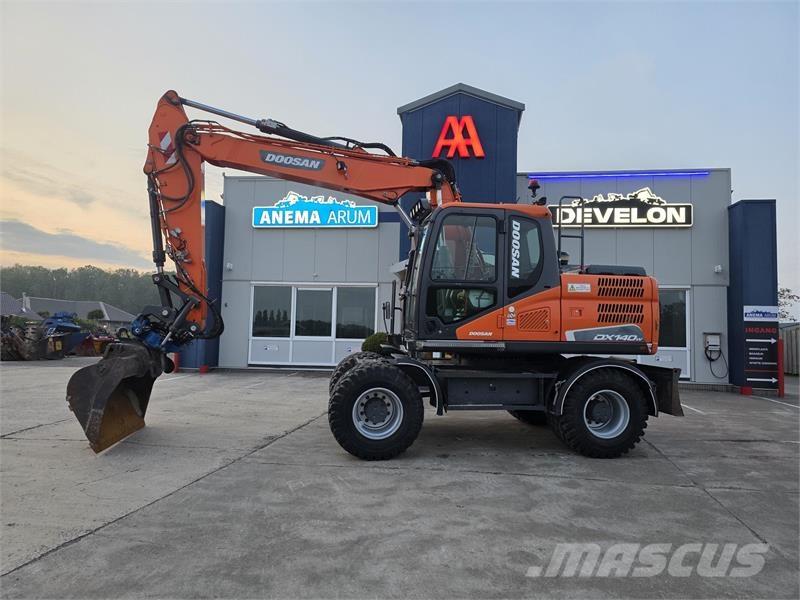 Doosan DX140W-5 Escavadoras de rodas