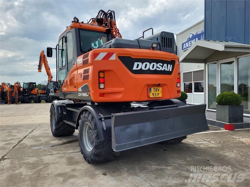 Doosan DX165W-5 Escavadoras de rodas