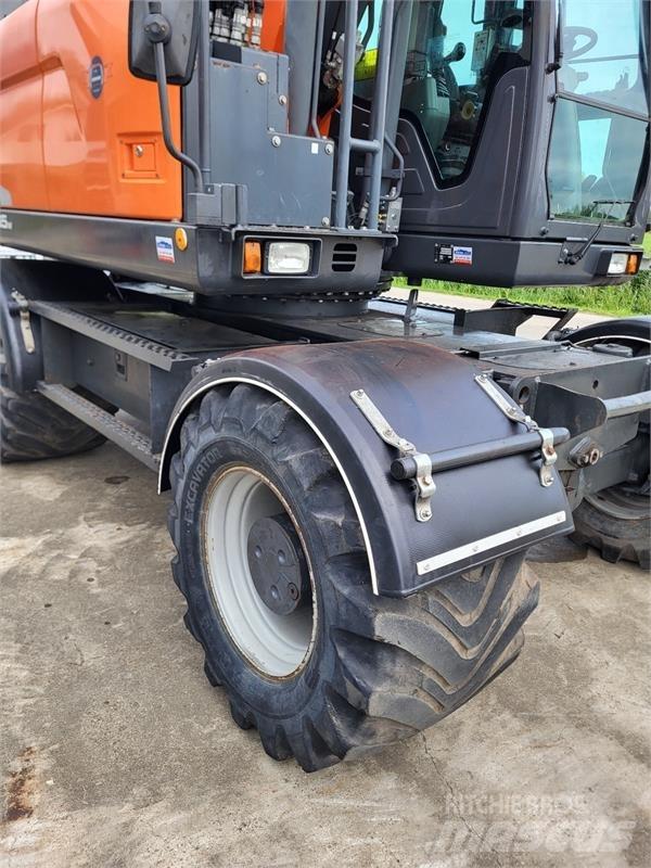 Doosan DX165W-5 Escavadoras de rodas
