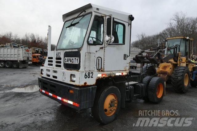Capacity TJ5000 Tractores terminais