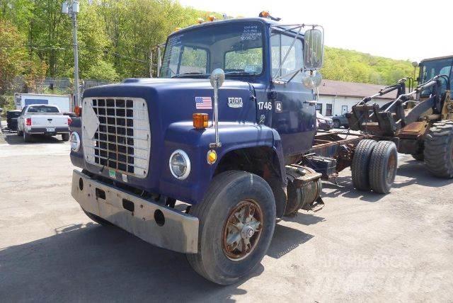 Ford 8000 Camiões de chassis e cabine