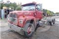 Ford L9000 Camiões de chassis e cabine