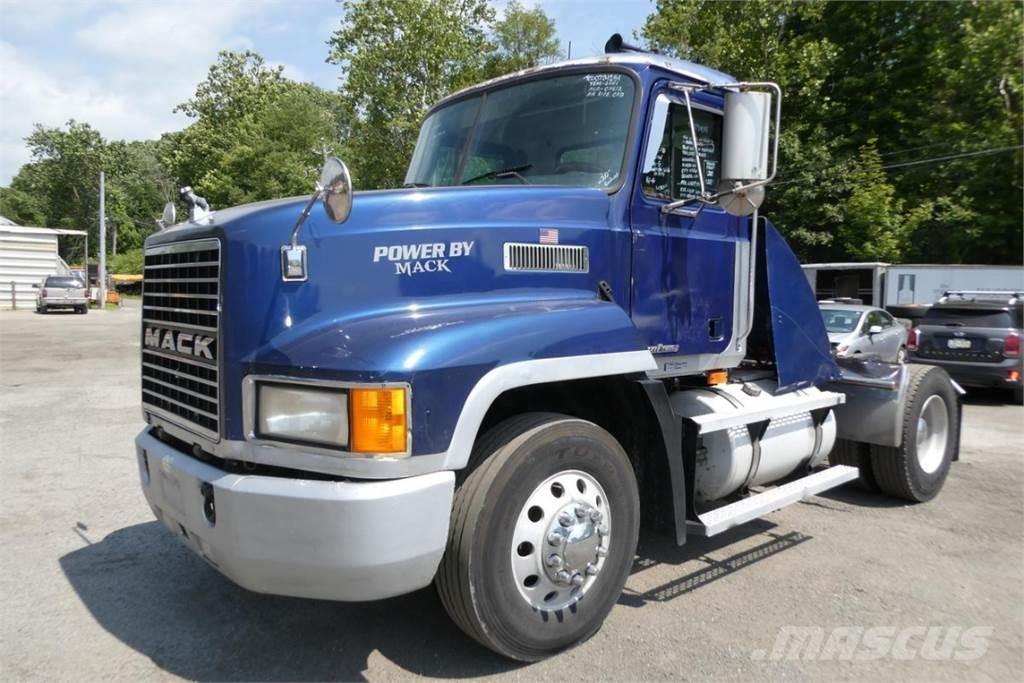 Mack CH612 Camiões de chassis e cabine