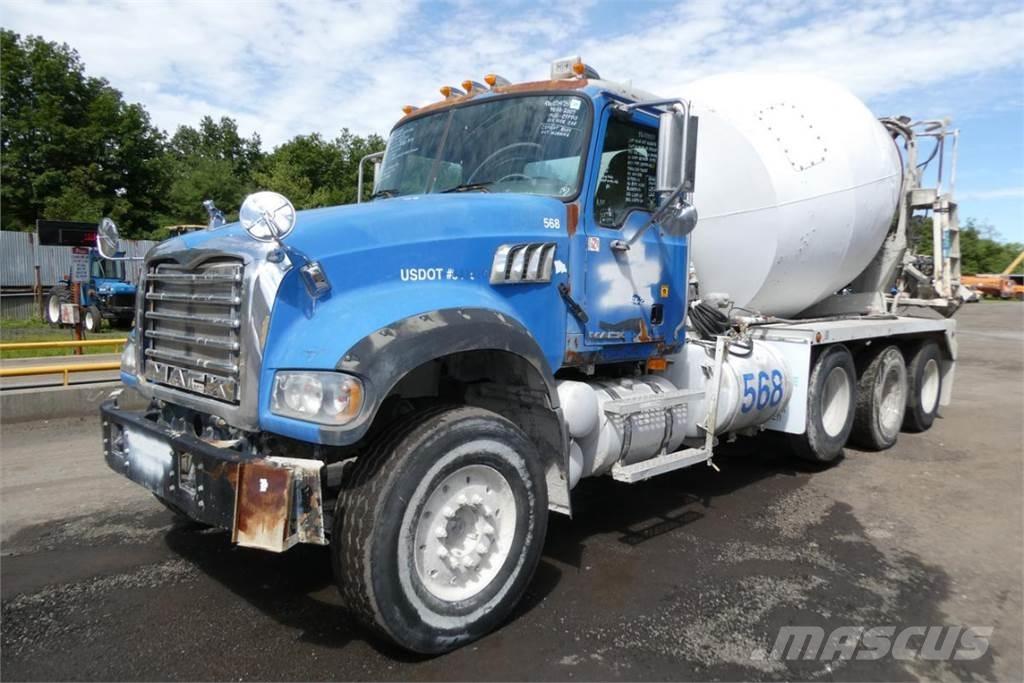 Mack CTP713 Camiões de betão