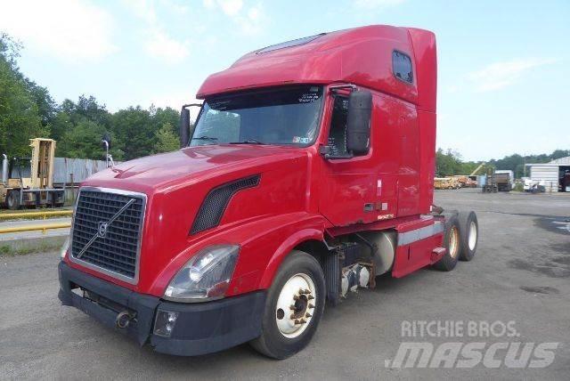 Volvo VNL64T Tractores (camiões)