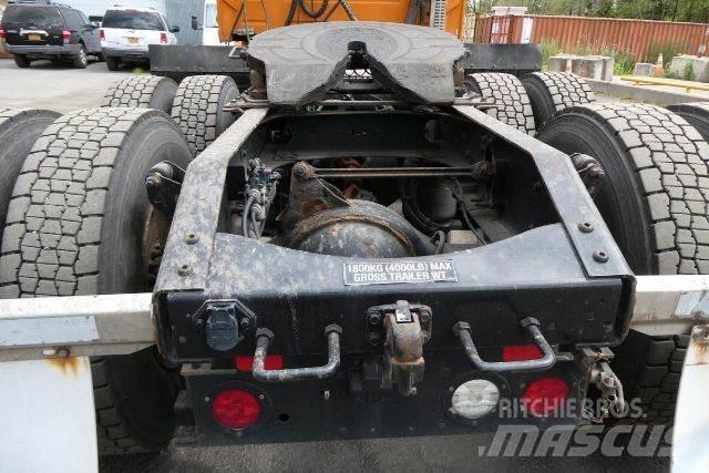Volvo VNM64T Camiões de chassis e cabine