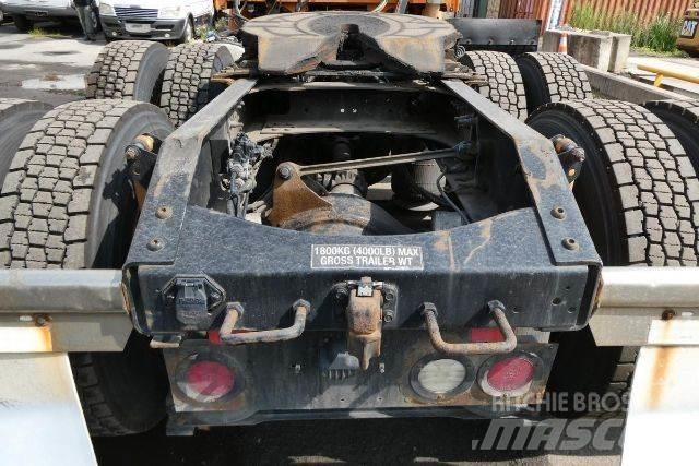 Volvo VNM64T Camiões de chassis e cabine