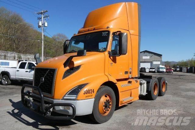 Volvo VNR64T300 Camiões de chassis e cabine