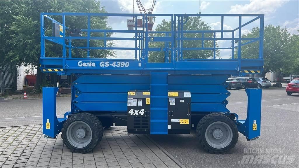 Genie GS-4390RT Elevadores de tesoura