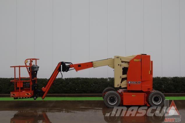 JLG E300AJP Elevadores braços articulados