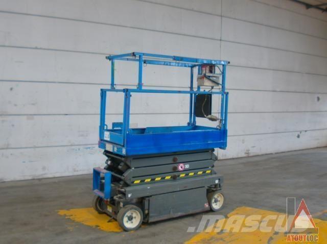 SkyJack SJ3219 Elevadores braços articulados