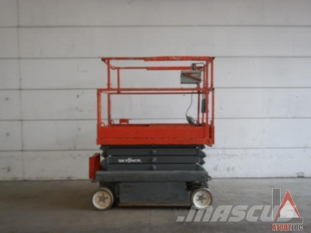 SkyJack SJ3219 Elevadores braços articulados