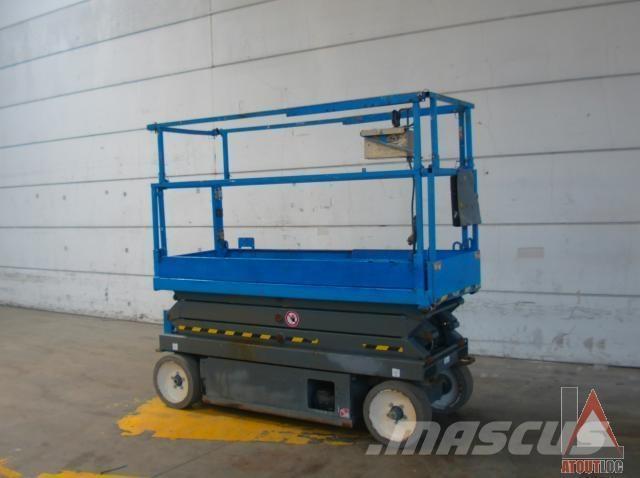 SkyJack SJ3220 Elevadores braços articulados