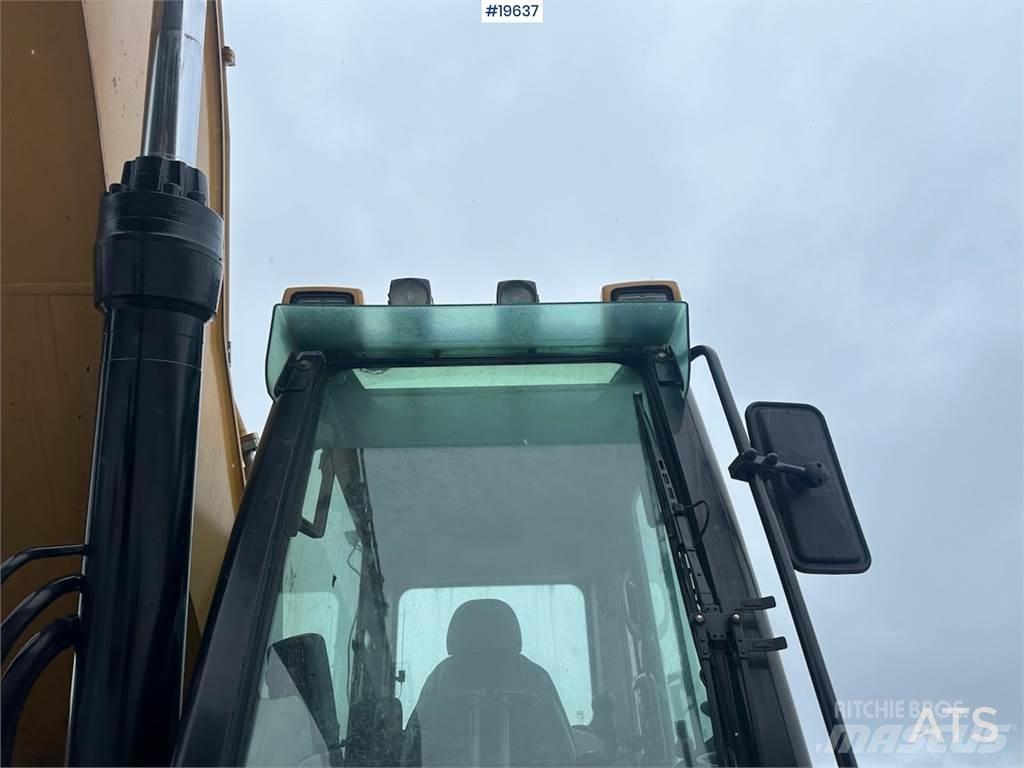 CAT 300D Escavadoras de rastos