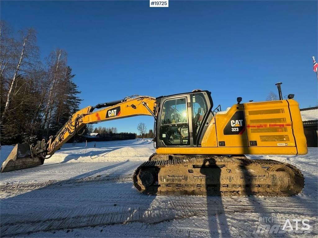 CAT 323 Escavadoras de rastos