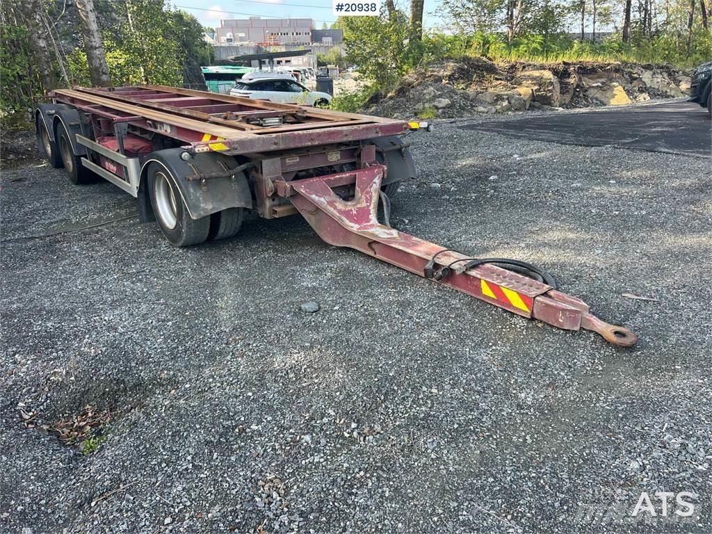 Istrail 3 akslet Reboques Multibenne