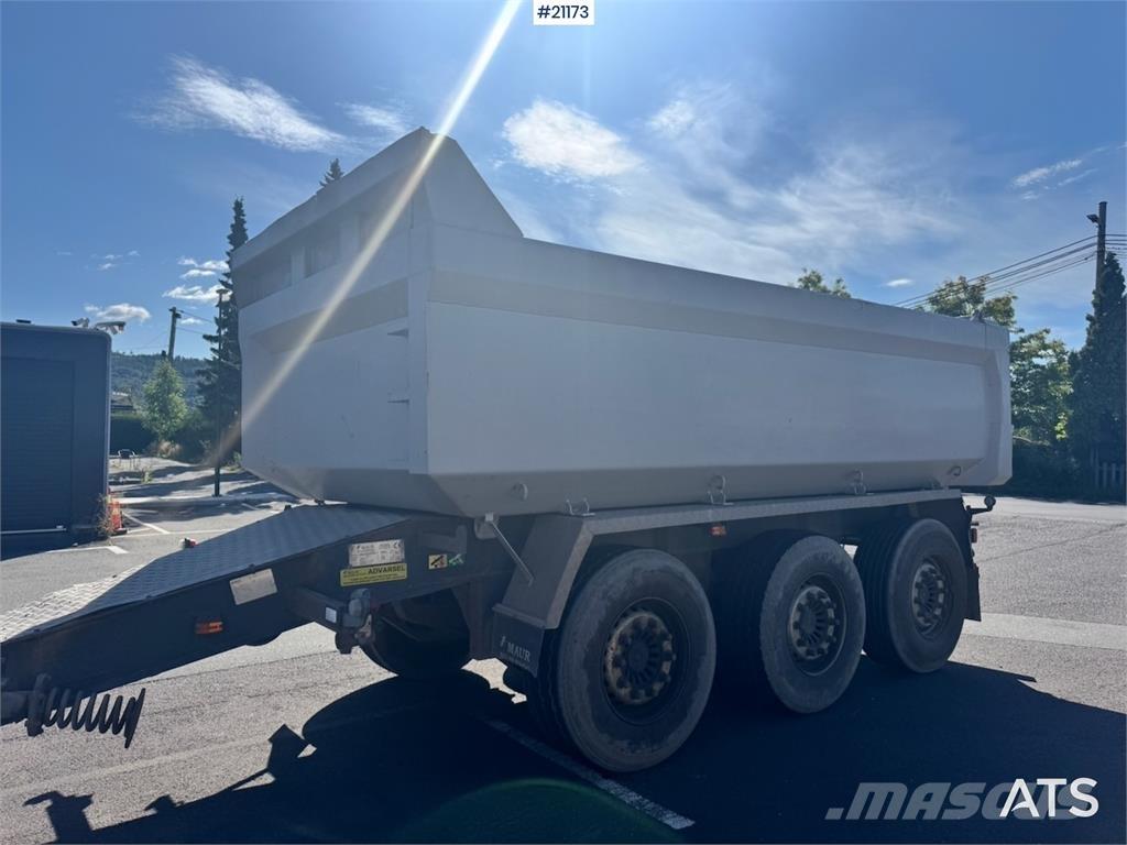 Maur Trailer. Reboques basculantes
