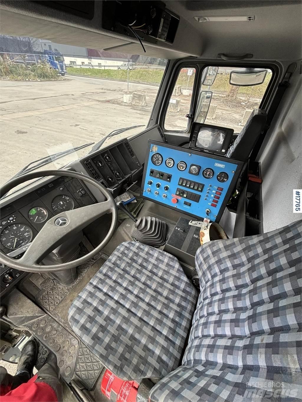 Mercedes-Benz 1824 Camiões varredores