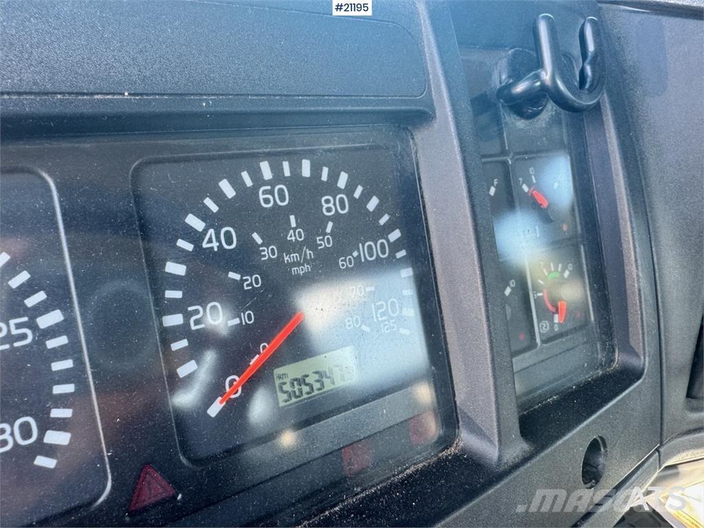 Volvo FL250 Truck. Camiões estrado/caixa aberta