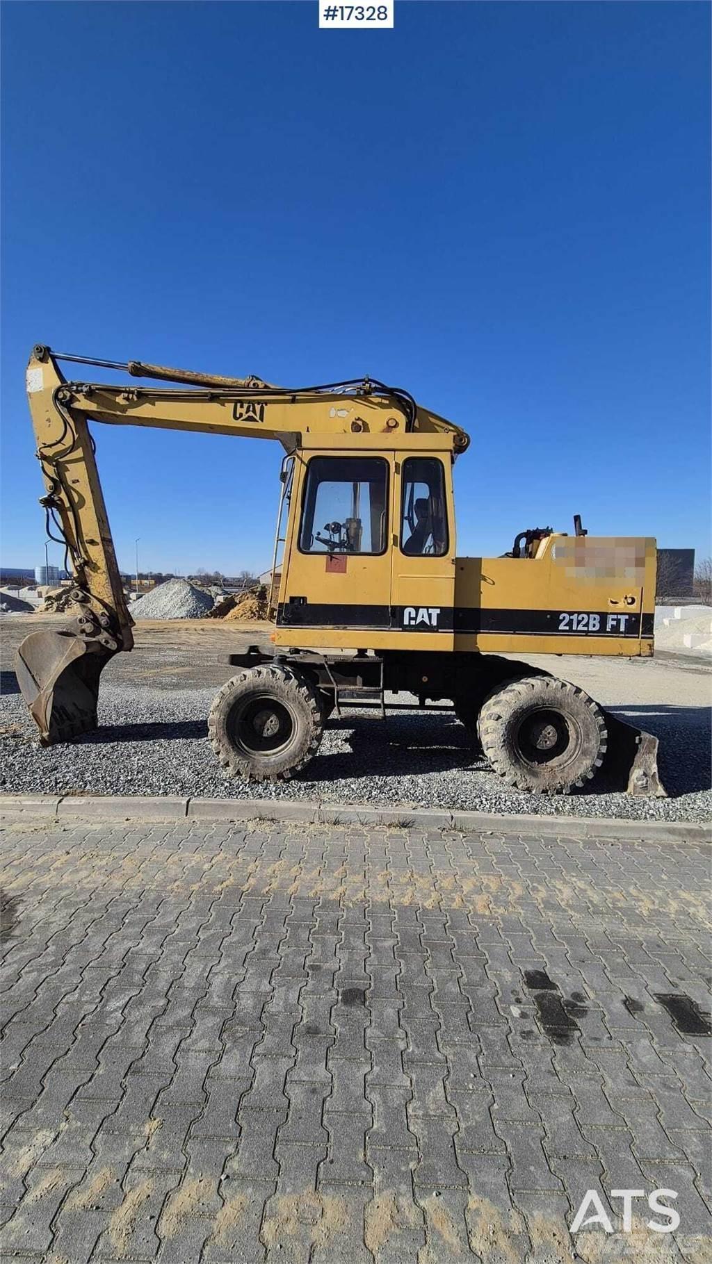 CAT 212BFT Escavadoras de rodas