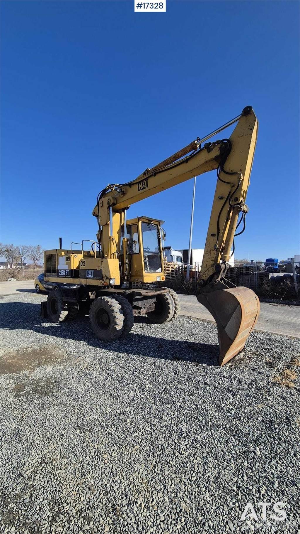 CAT 212BFT Escavadoras de rodas