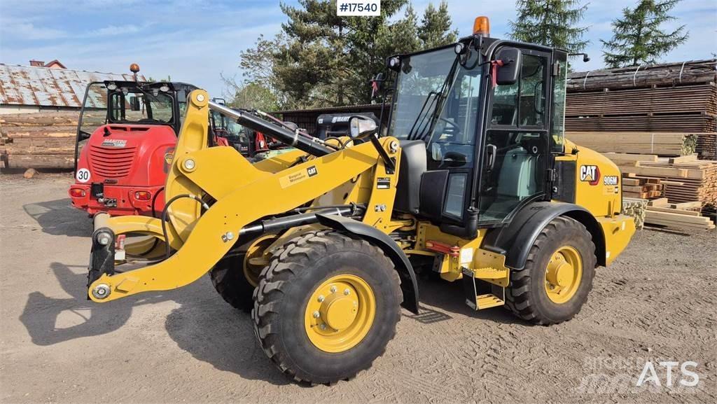 CAT 906M Pás carregadoras de rodas