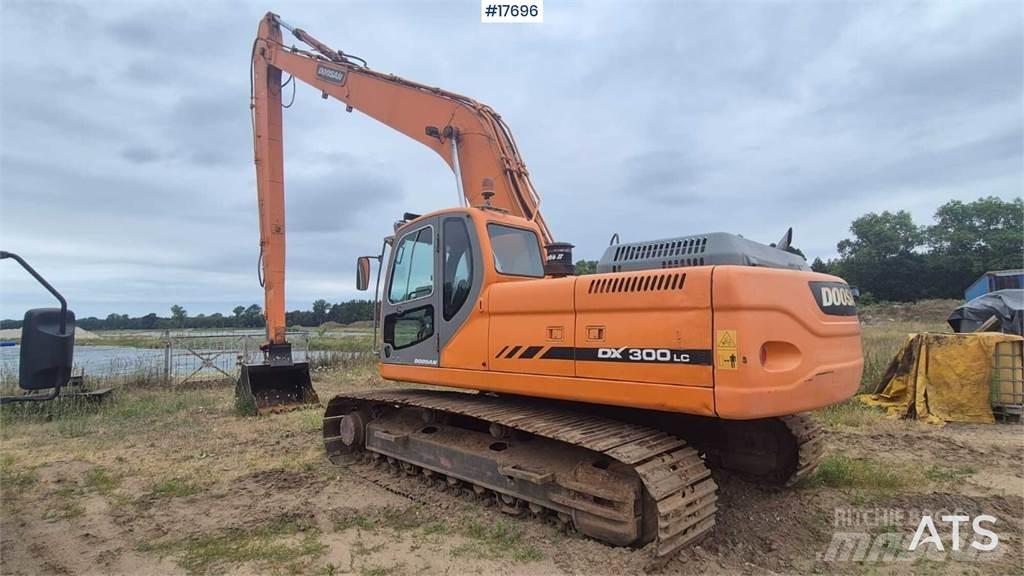 Doosan DX 300 LC Escavadoras de rastos