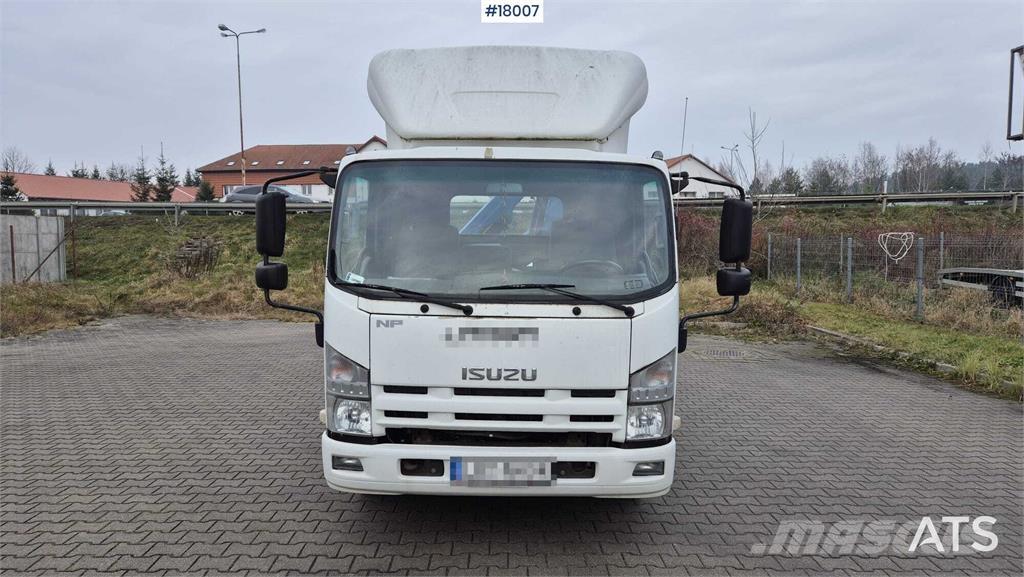 Isuzu N2R Camiões grua